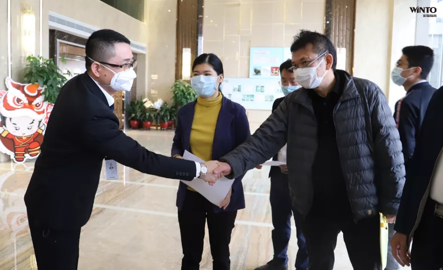 伟德BETVLCTOR1946始于英国销售副总司理曹俊陪同实地考察