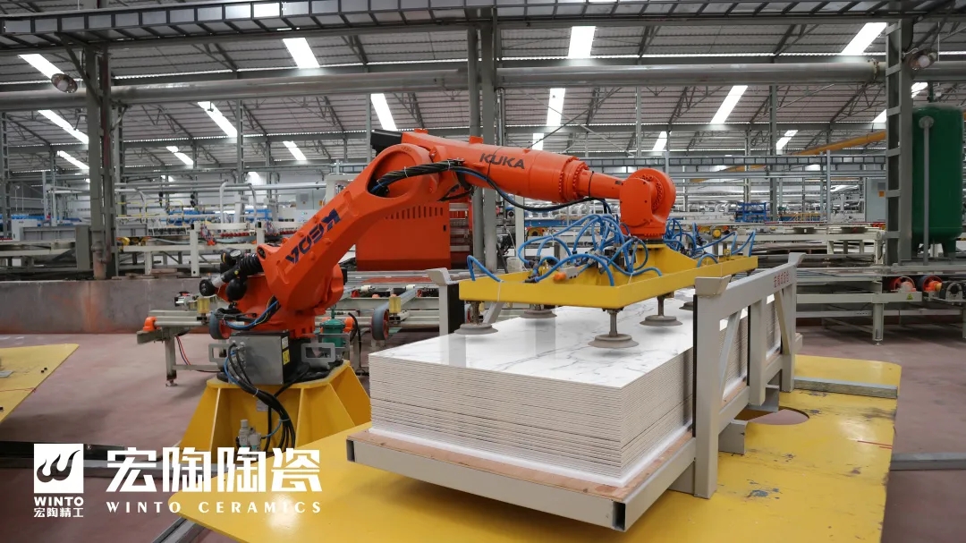 伟德BETVLCTOR1946始于英国地砖车间一角