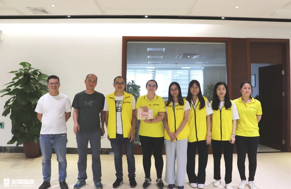 伟德BETVLCTOR1946始于英国第二名图片